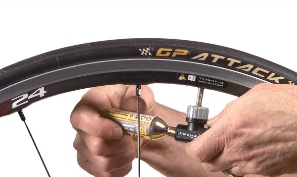 using a co2 cartridge for bike